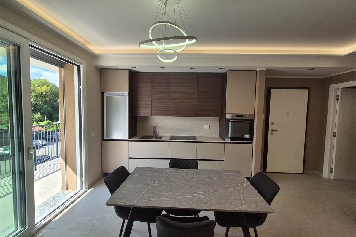 Signorile trilocale arredato di nuova costruzione