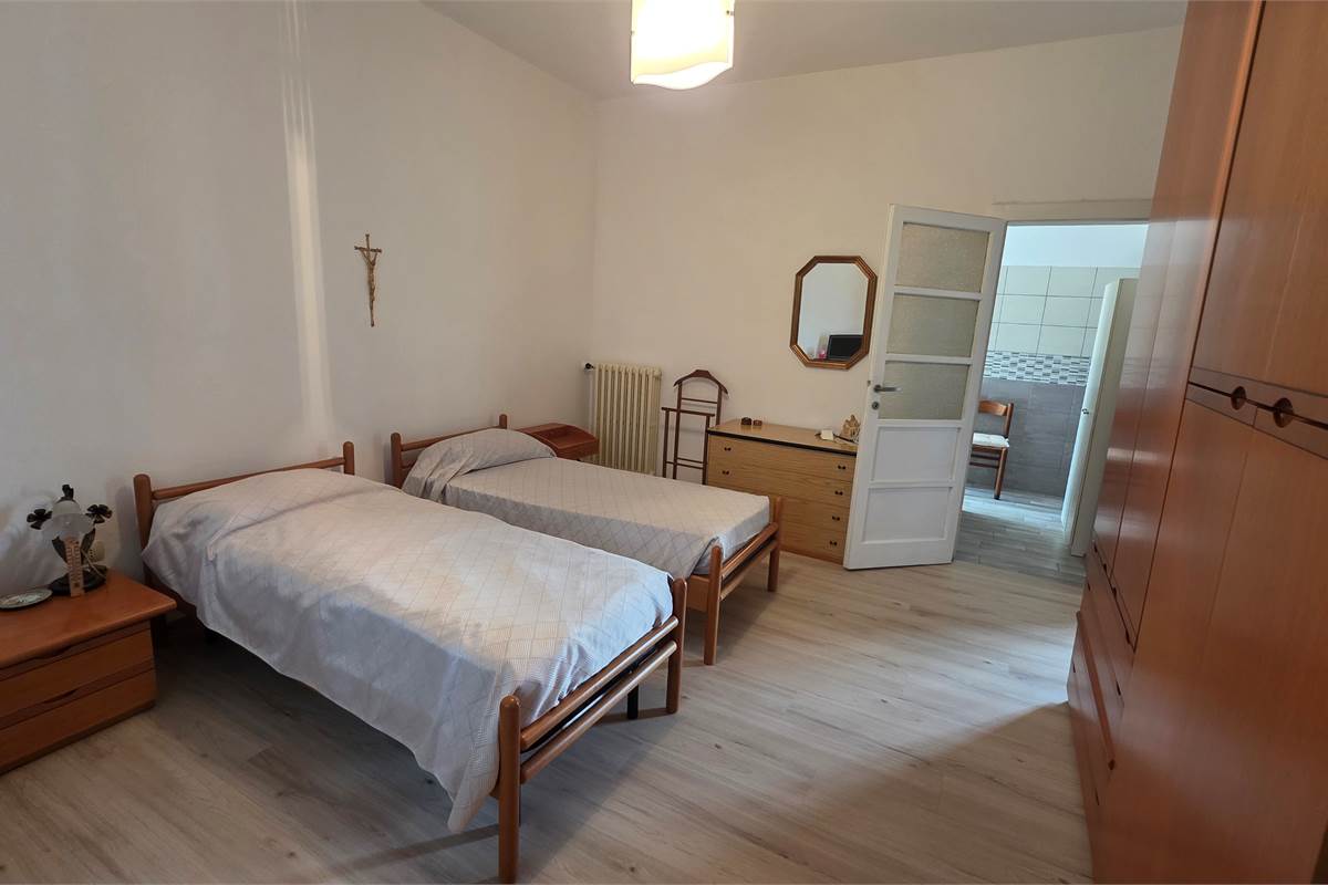 Porzione di Casa a Fenegrò con giardino