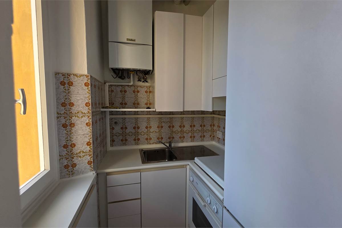 BILOCALE CON BOX E TERRAZZO NEL CUORE DI ROVELLASCA