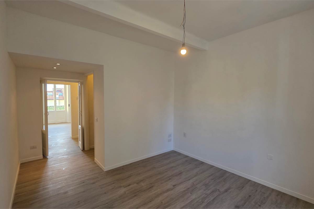 BILOCALE CON BOX E TERRAZZO NEL CUORE DI ROVELLASCA