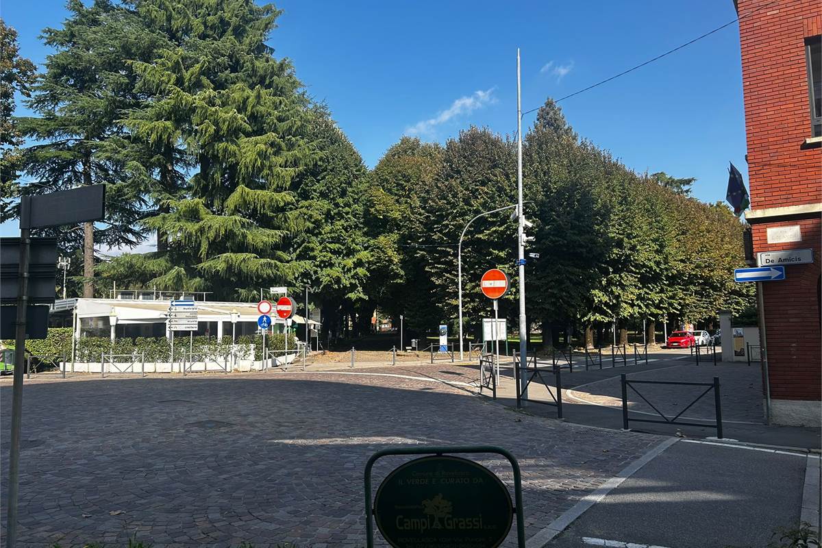 BILOCALE CON BOX E TERRAZZO NEL CUORE DI ROVELLASCA