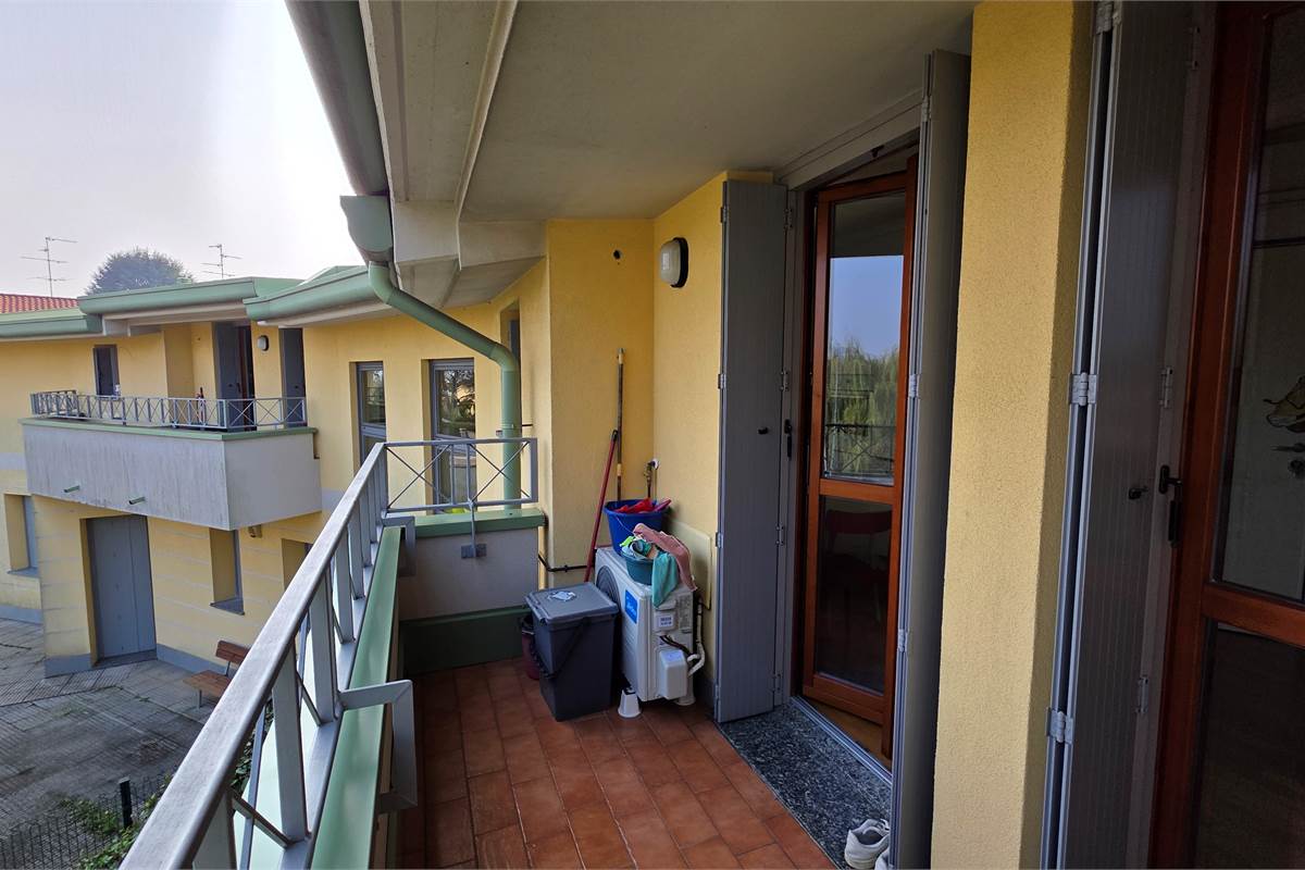 Bilocale con box singolo a Lomazzo