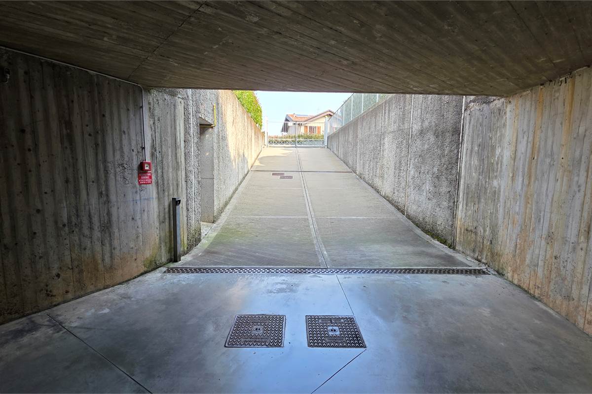 Bilocale con box singolo a Lomazzo