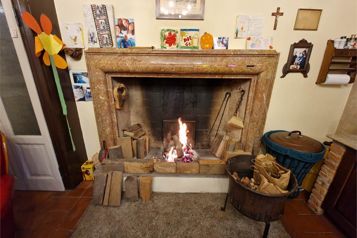 VENDESI VILLA QUATTROCENTESCA