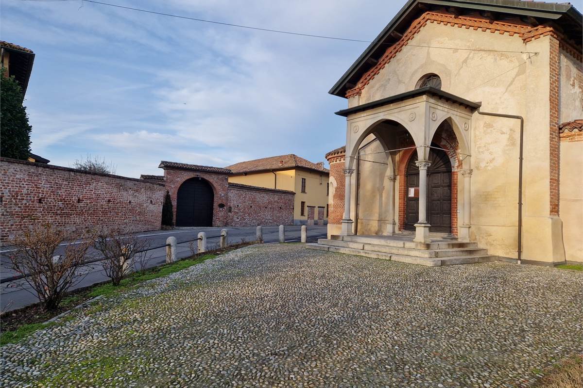 VENDESI VILLA QUATTROCENTESCA