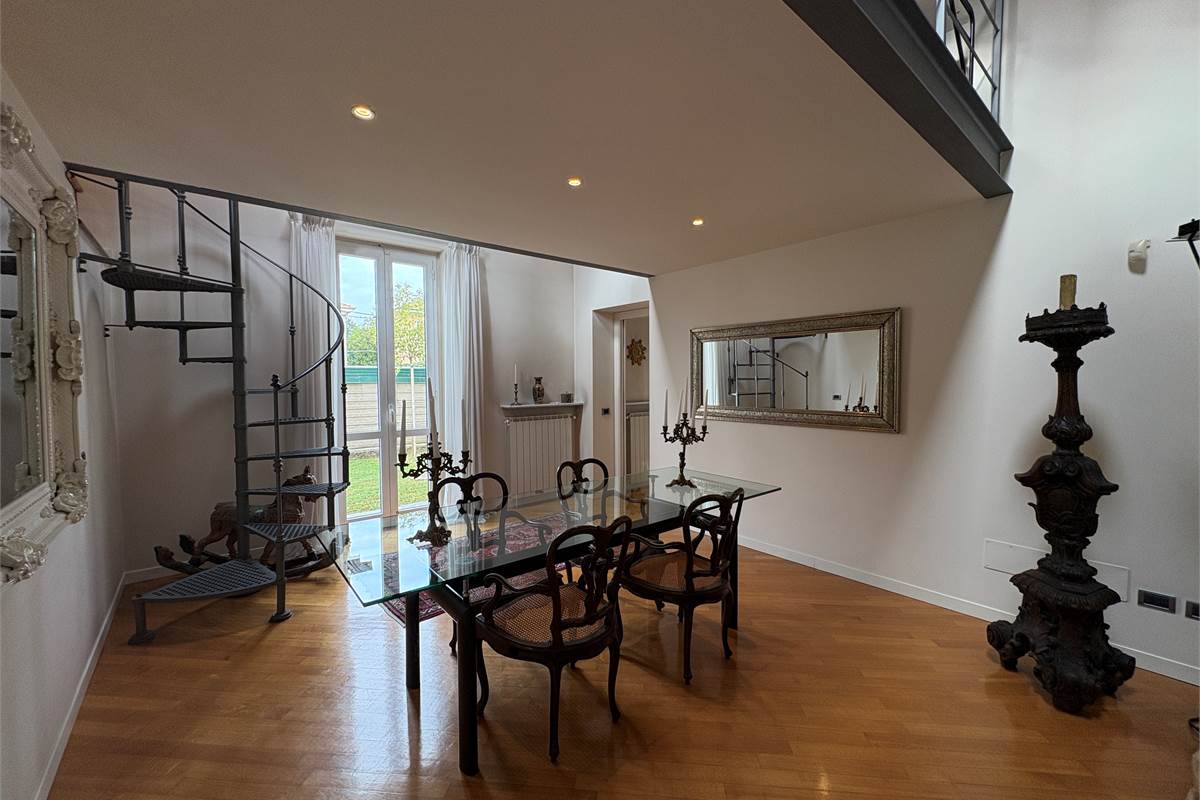 Casa indipendente a Marnate