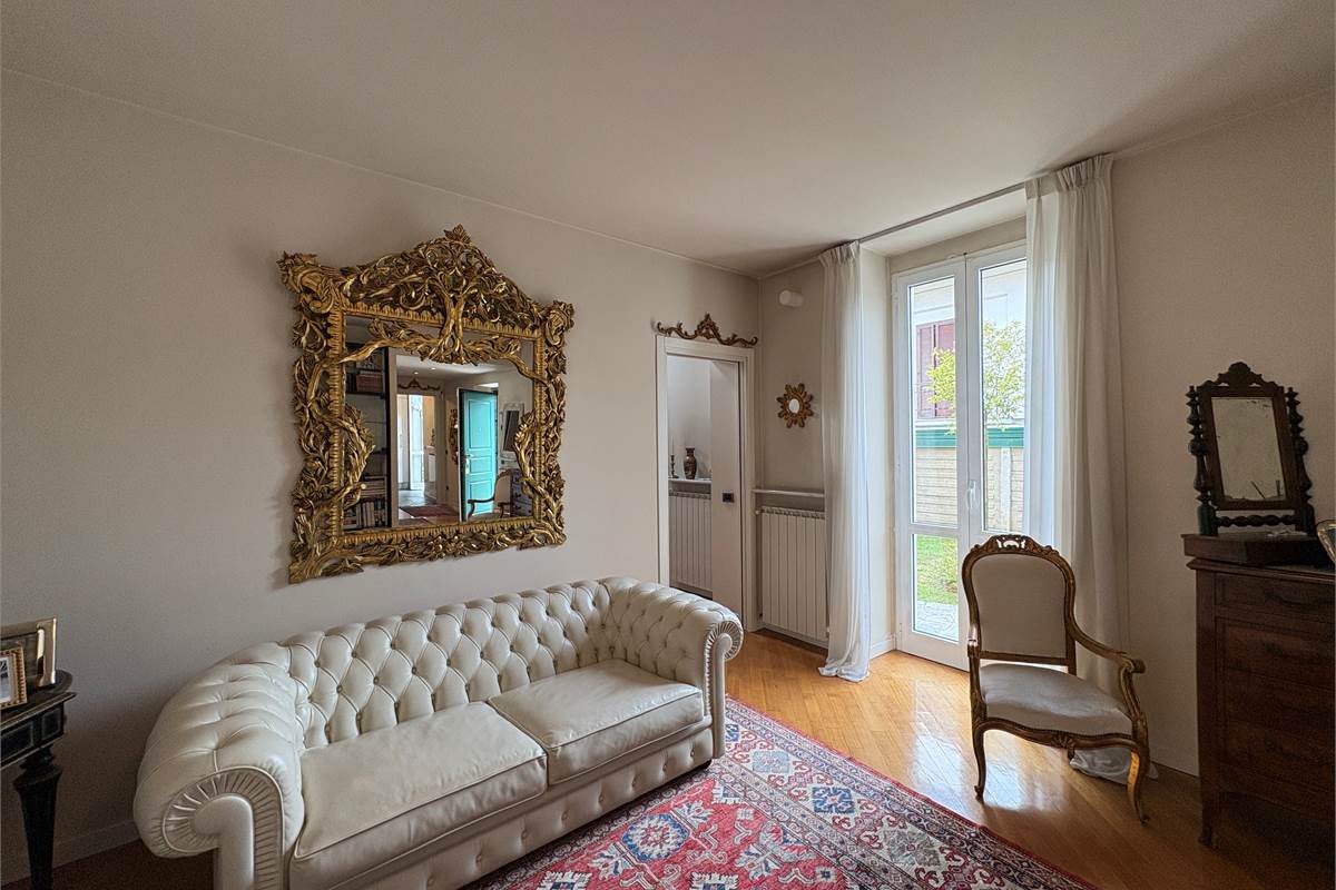 Casa indipendente a Marnate