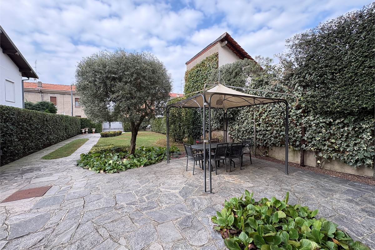 Casa indipendente a Marnate