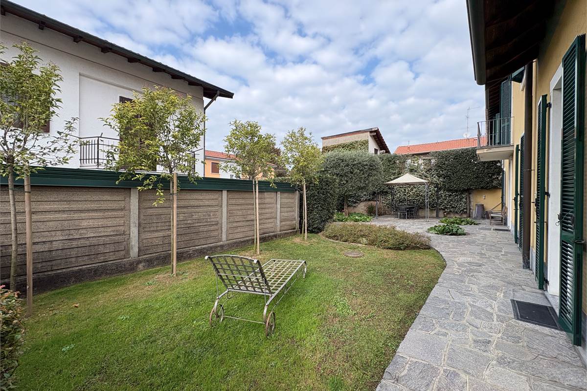 Casa indipendente a Marnate