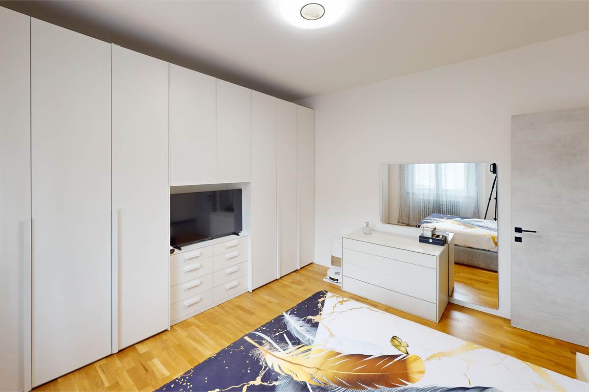 Trilocale a Cadorago con autorimessa e sottotetto