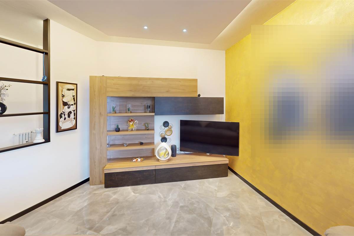 Trilocale a Cadorago con autorimessa e sottotetto