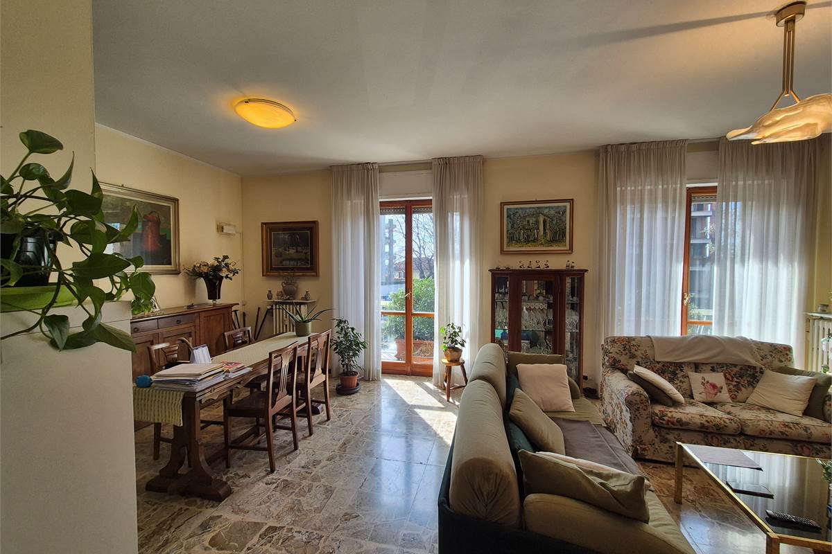Appartamento Trilocale in Vendita a Cantù
