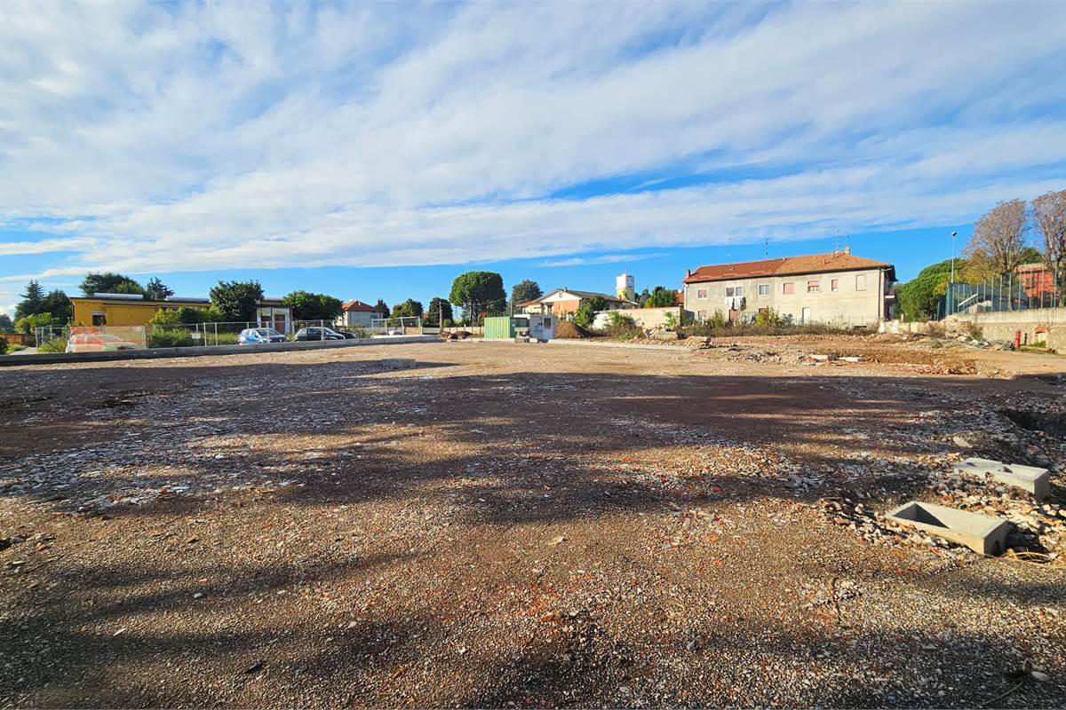 Terreno edificabile in vendita nei pressi di Lomazzo (CO)