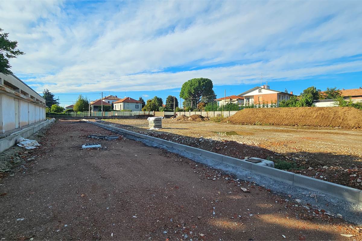 Terreno edificabile in vendita nei pressi di Lomazzo (CO)