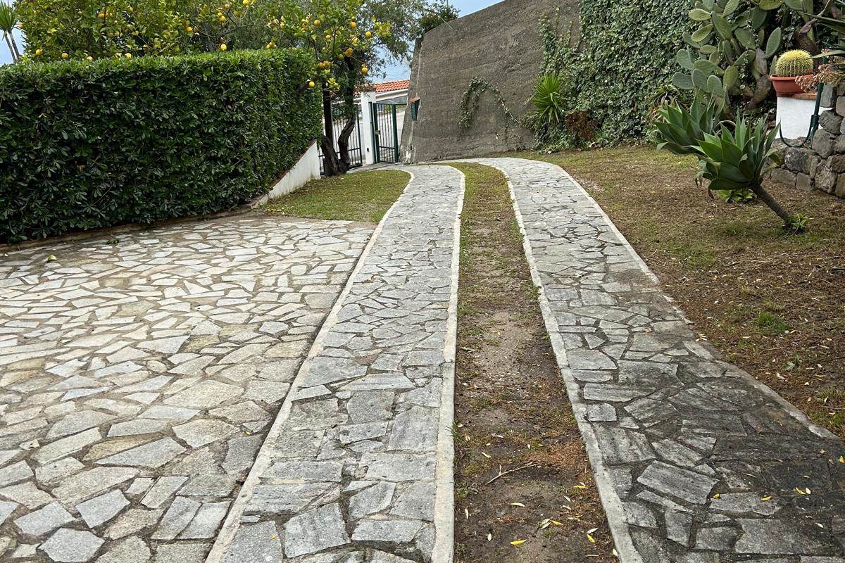 Villa indipendente con vista arcipelago eoliano