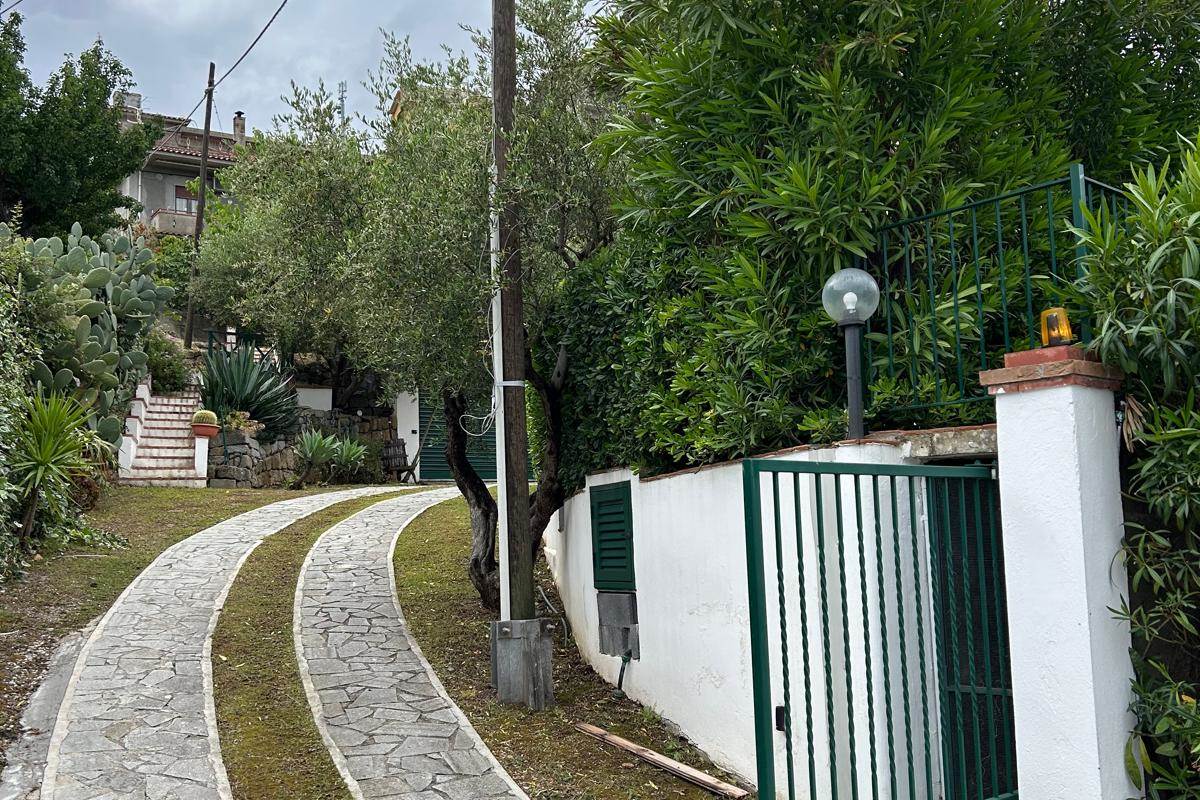 Villa indipendente con vista arcipelago eoliano
