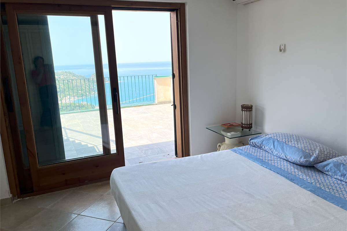 Villa indipendente con vista arcipelago eoliano