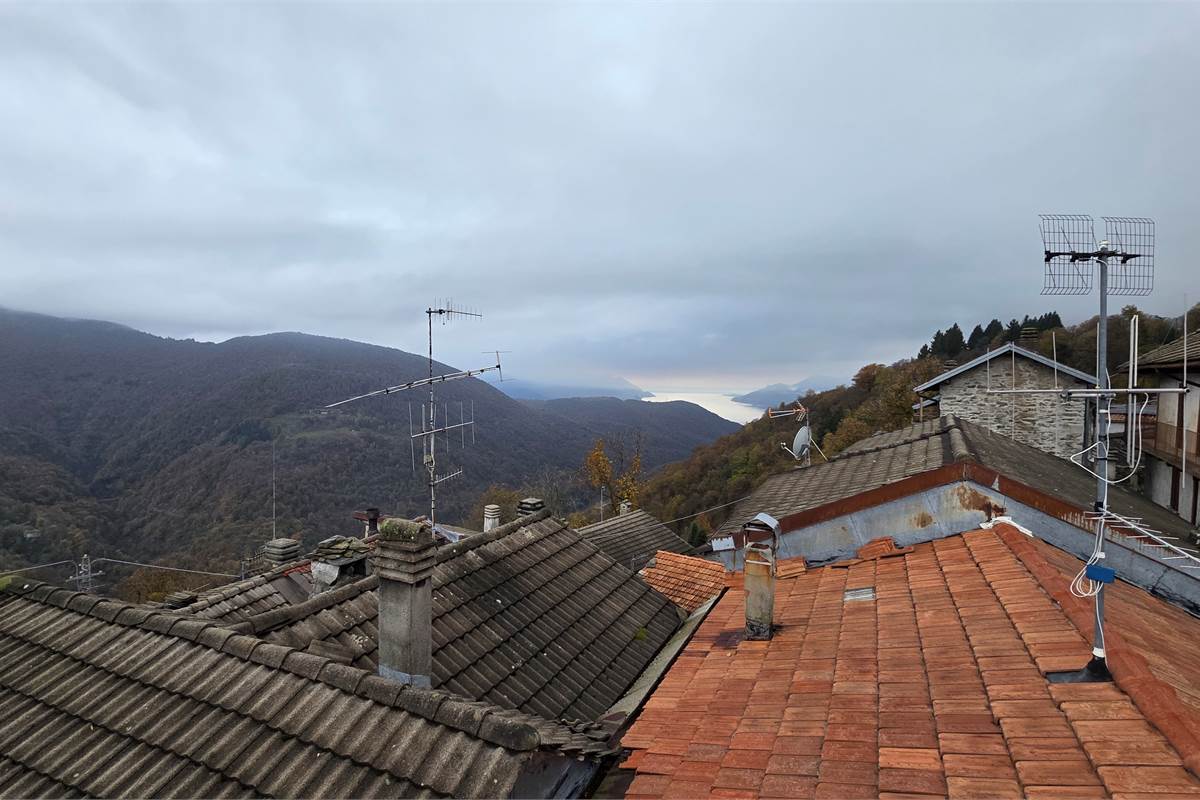 Porzione di casa ad Armio 