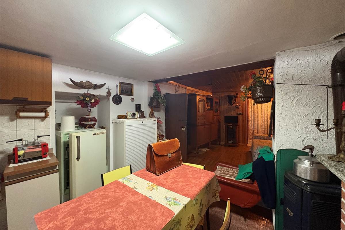 Porzione di casa ad Armio 