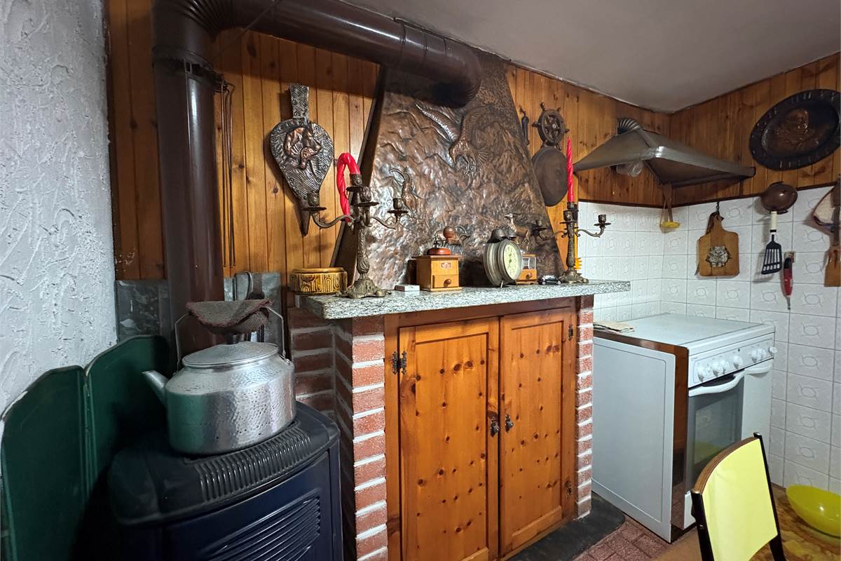 Porzione di casa ad Armio 