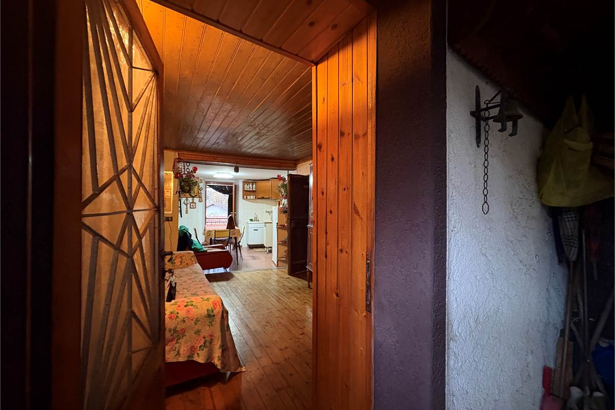 Porzione di casa ad Armio 