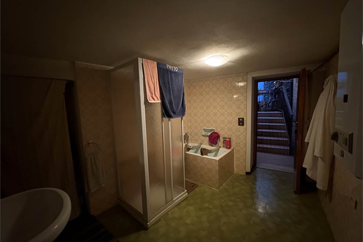 Porzione di casa ad Armio 