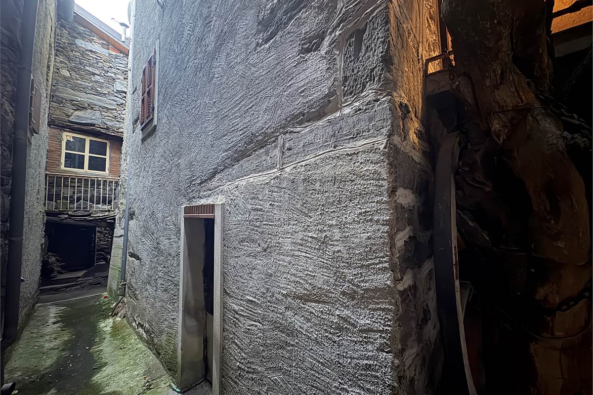 Porzione di casa ad Armio 