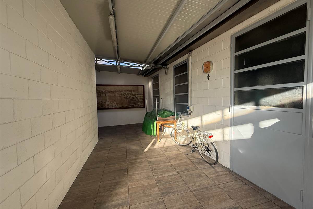 Quadrilocale con box e sottotetto