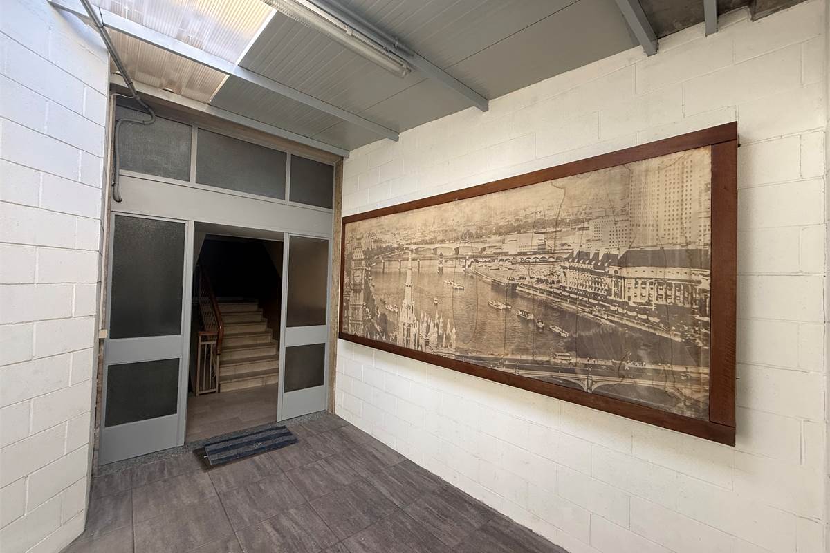 Quadrilocale con box e sottotetto