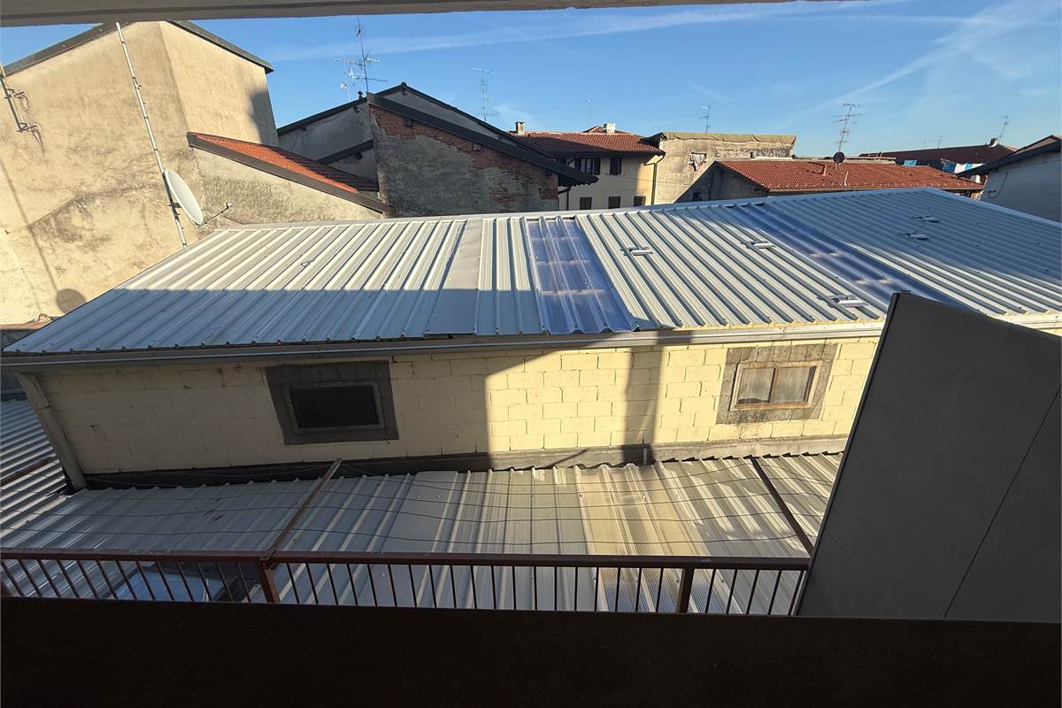 Quadrilocale con box e sottotetto