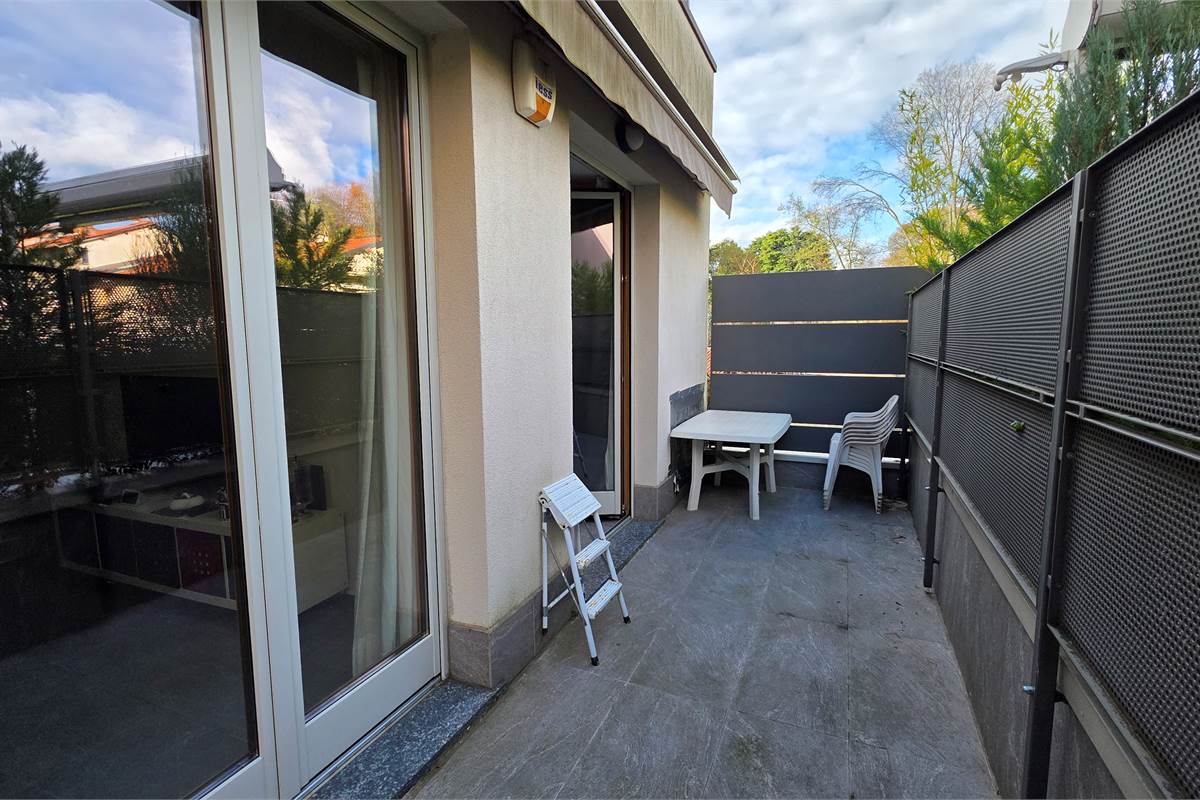 Ampio bilocale con terrazzo