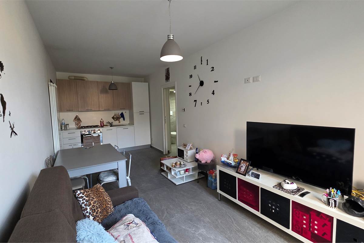 Ampio bilocale con terrazzo