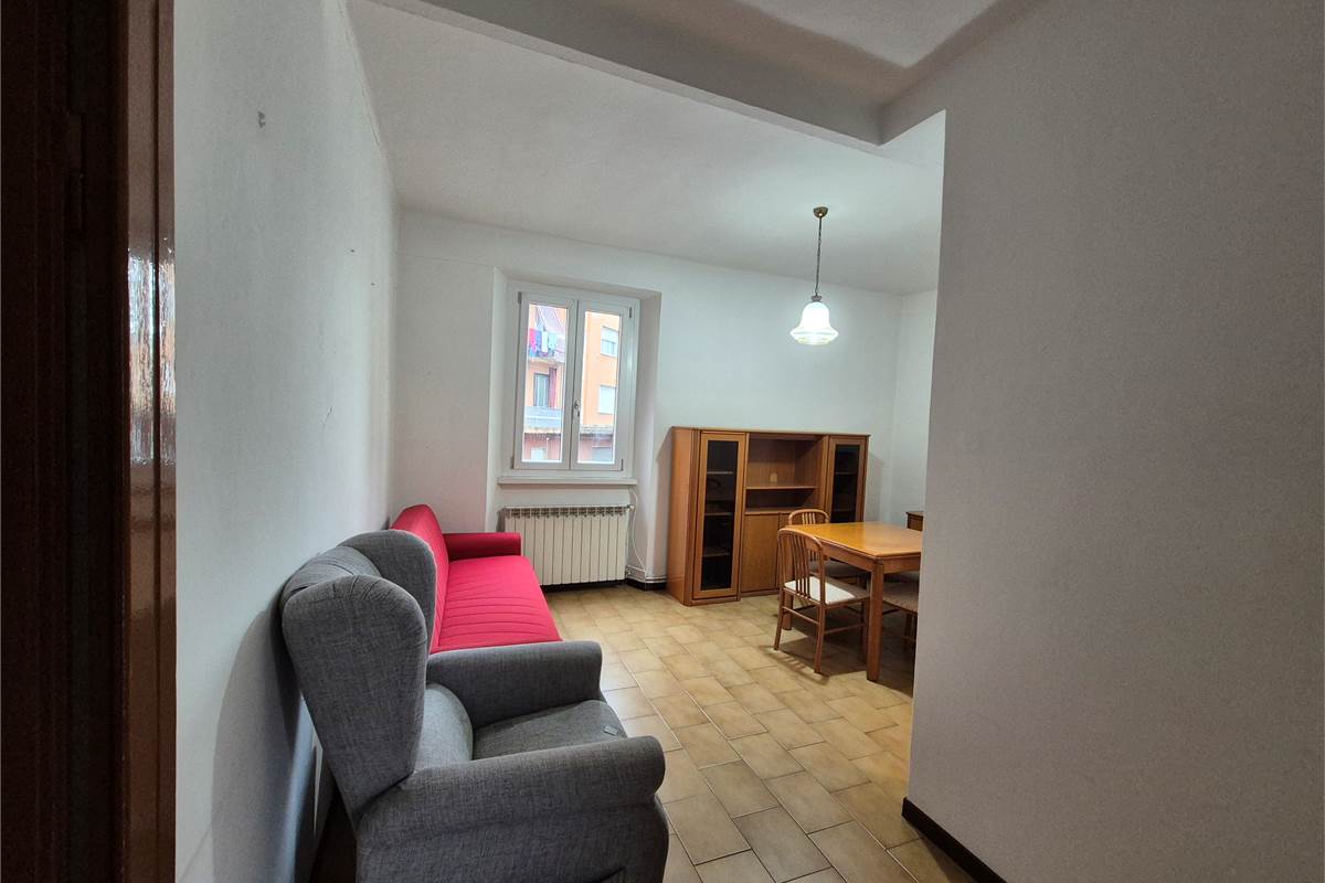 Bilocale in centro a Fino mornasco