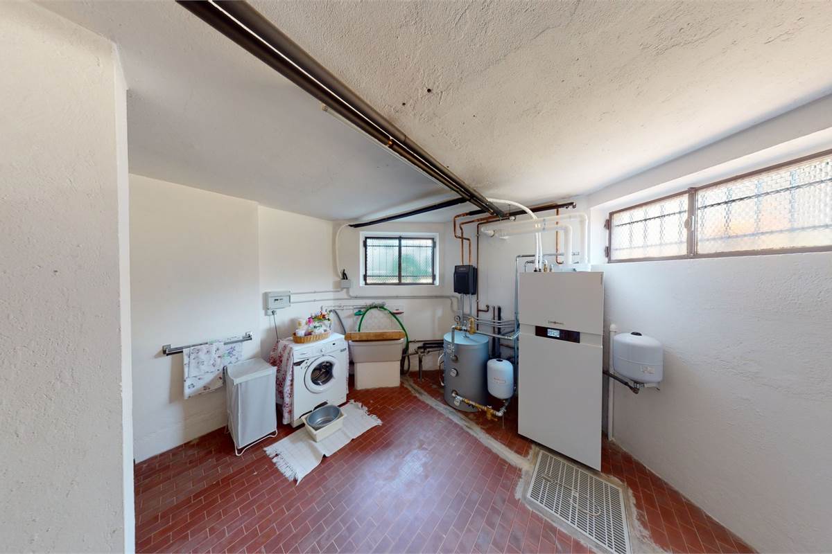 Villa singola con giardino a Cirimido