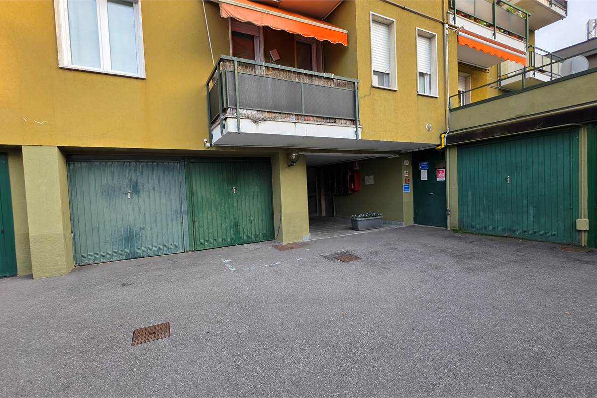 Trilocale con box singolo e cantina a Sagnino 