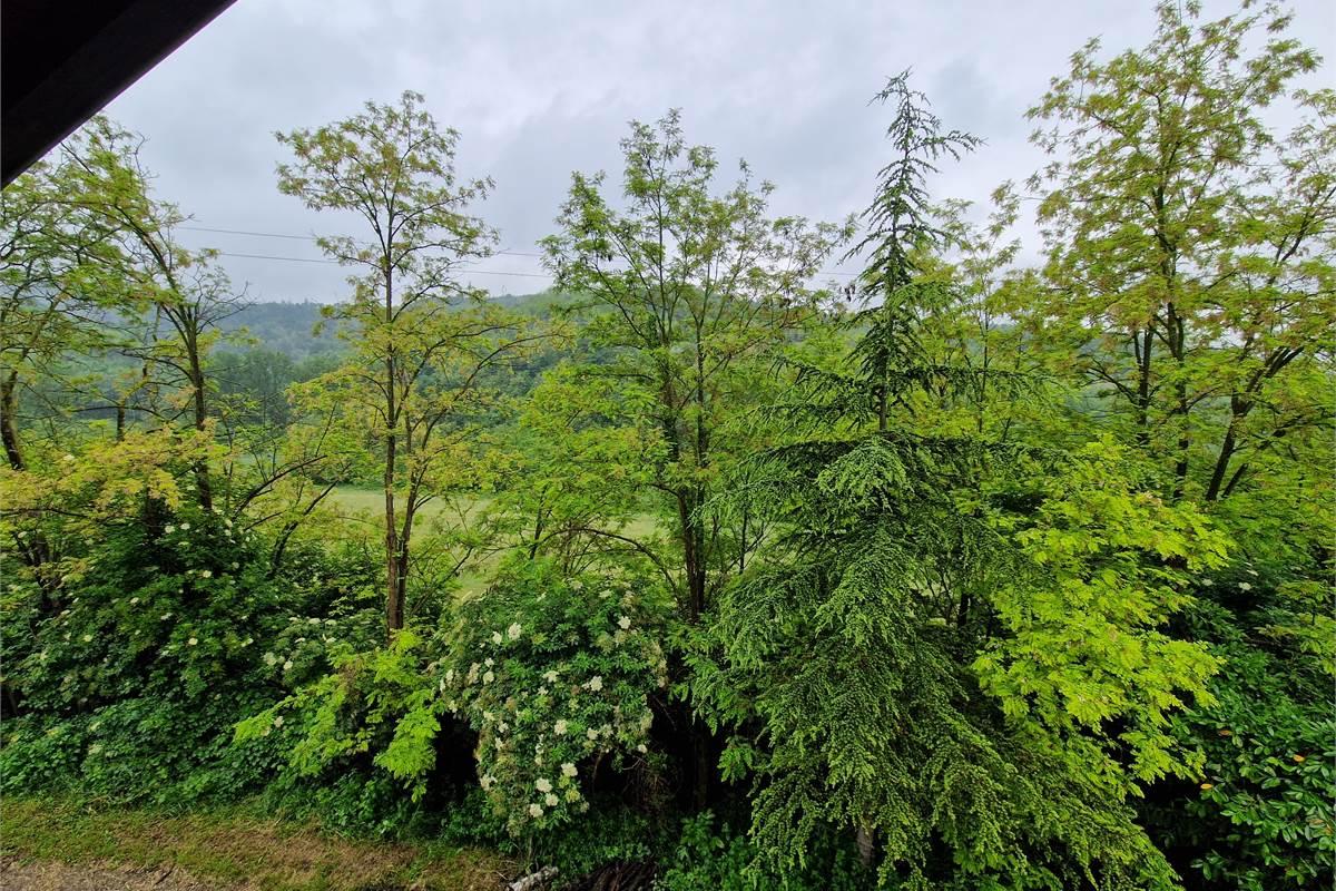 Casa indipendente con terreno a Stazzano 