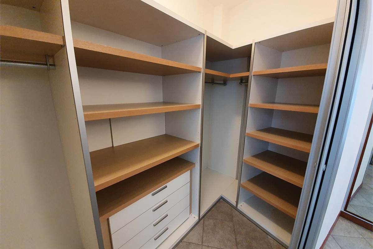 Ottimo trilocale con doppi servizi a Fenegro