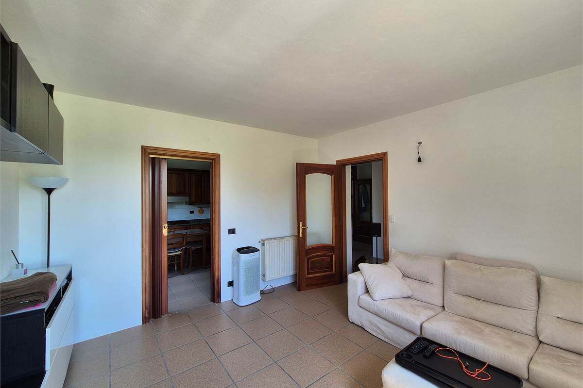 Villa indipendente con ampio giardino 