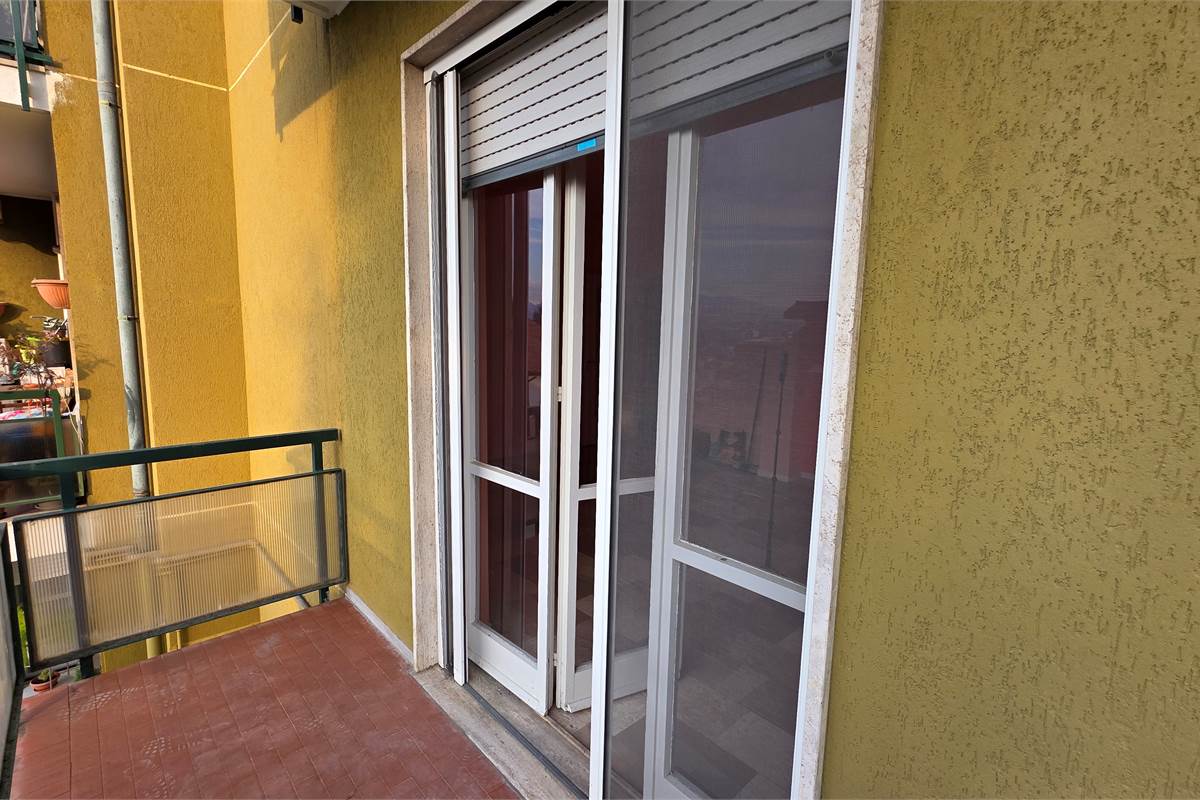 Trilocale con box singolo e cantina a Sagnino 