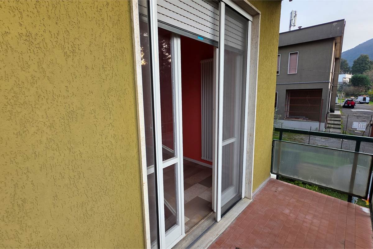 Trilocale con box singolo e cantina a Sagnino 