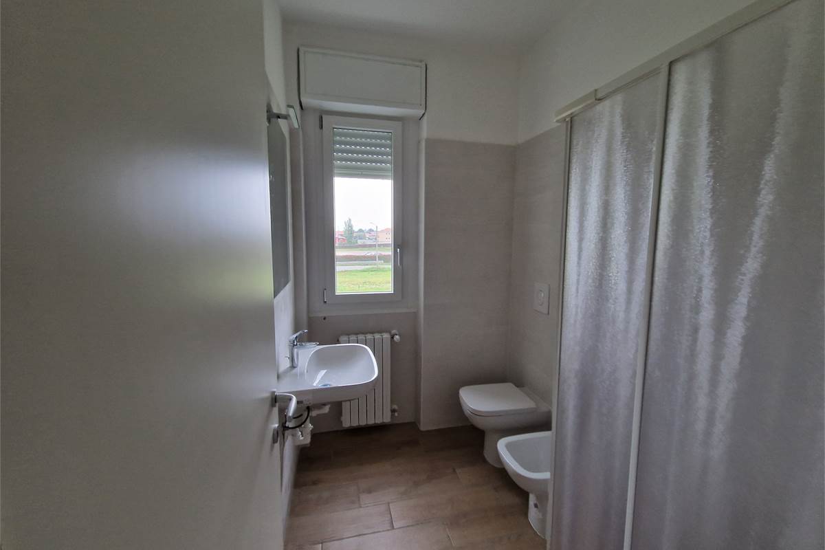 Bilocale con doppi servizi a Turate