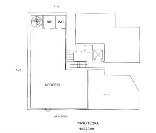 Negozio con magazzino a Saronno 