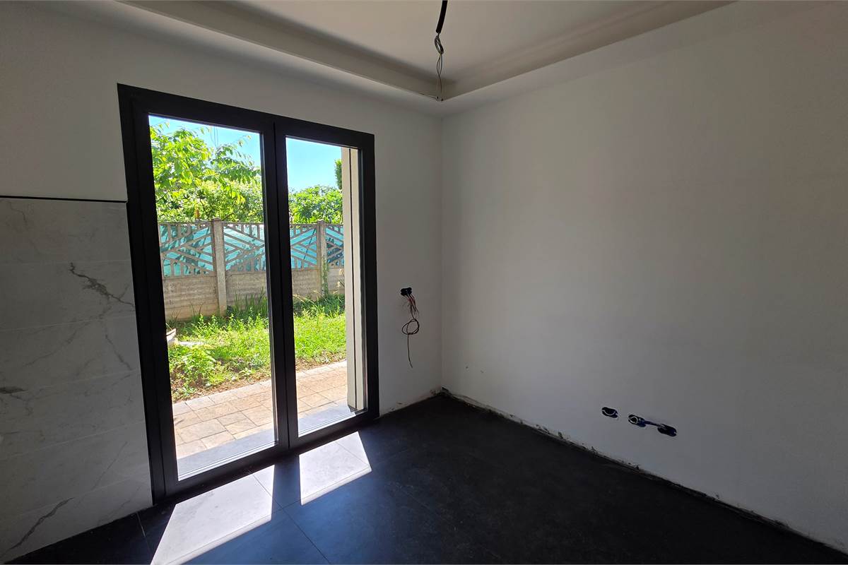 Ottima VILLA BIFAMIGLIARE a Lomazzo 