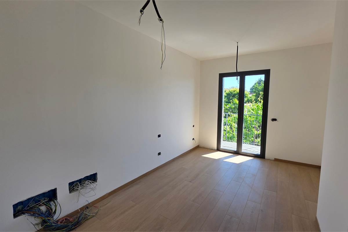 Ottima VILLA BIFAMIGLIARE a Lomazzo 