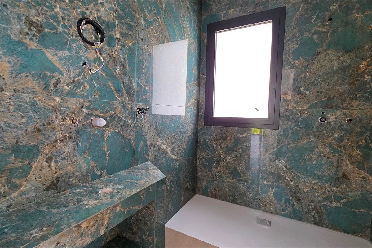 Ottima VILLA BIFAMIGLIARE a Lomazzo 