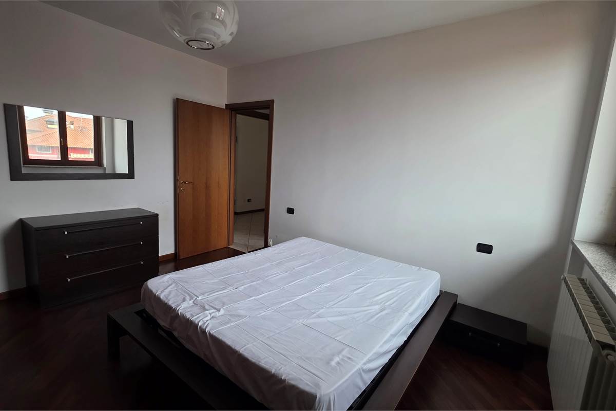 Bilocale a Gorla Minore con doppio box in larghezza!