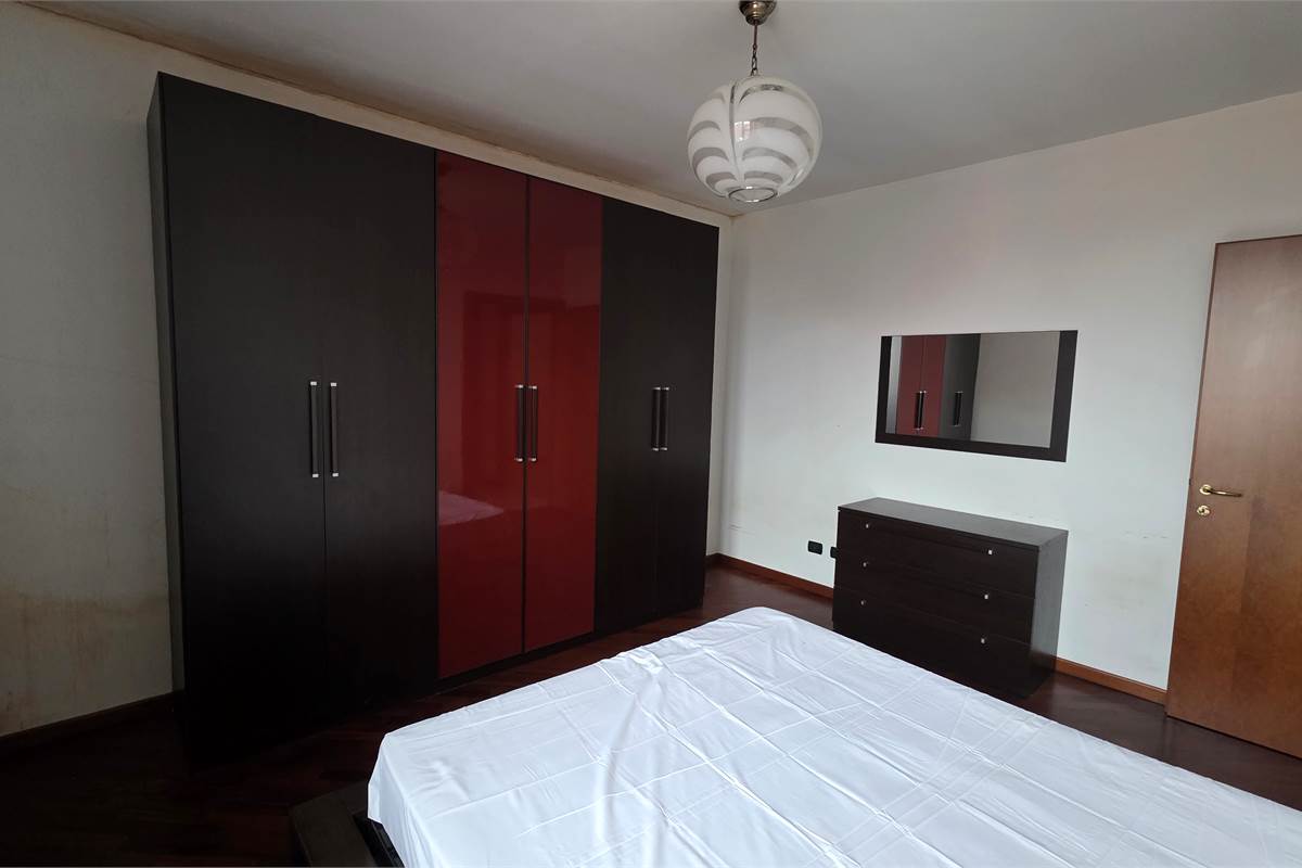 Bilocale a Gorla Minore con doppio box in larghezza!