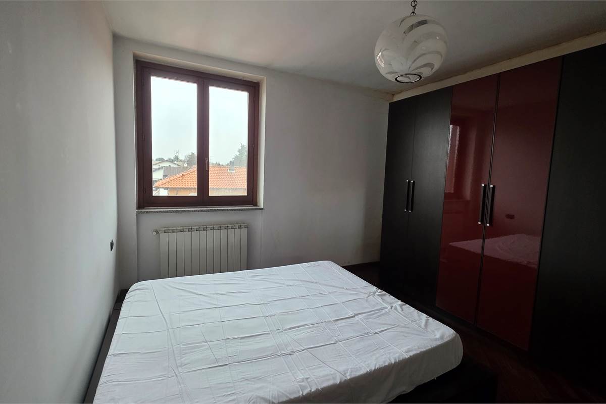 Bilocale a Gorla Minore con doppio box in larghezza!