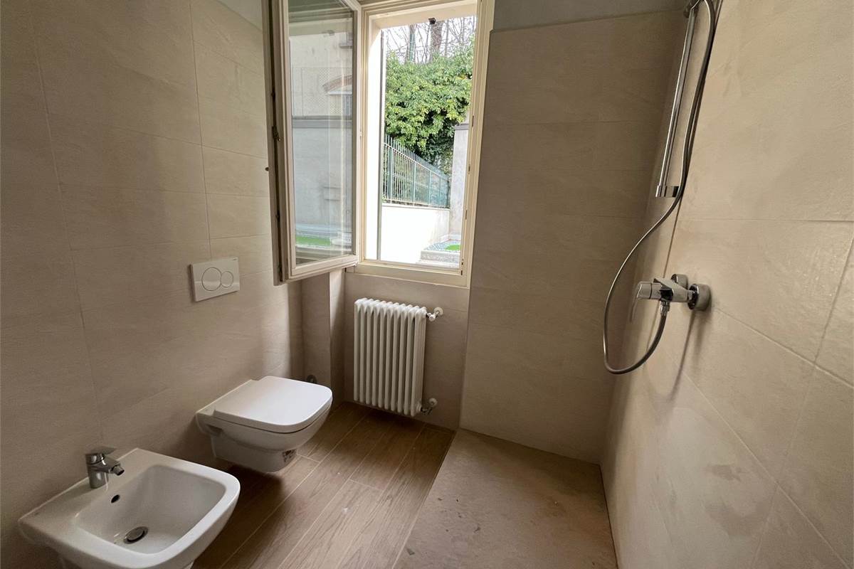 Ufficio signorile in Cantù centro