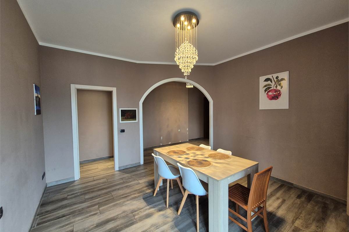 Trilocale con cantina a Lonate Pozzolo